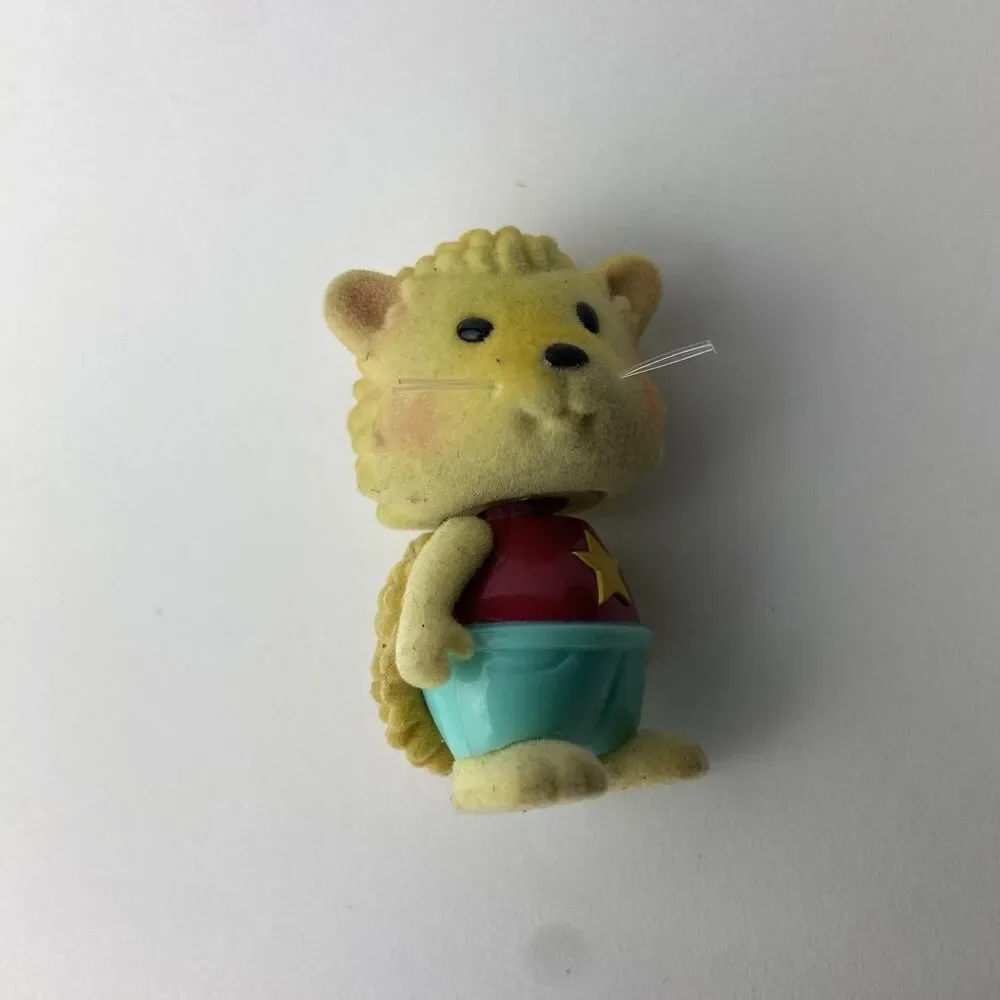 Li'l Woodzeez Huey Hedgehog Blind Bag Acorns Little BobbleHead Animals Series 2